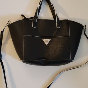 Guess purse